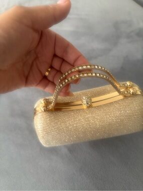 Gold Crystal-Trim Evening Clutch – Sparkle Handle Wristlet